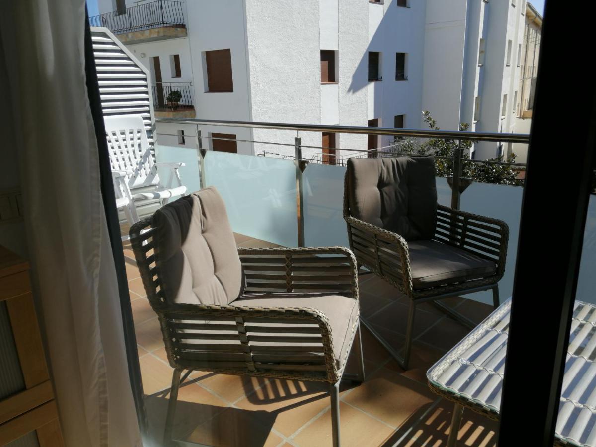 Apartament Vistamar Llança Екстериор снимка