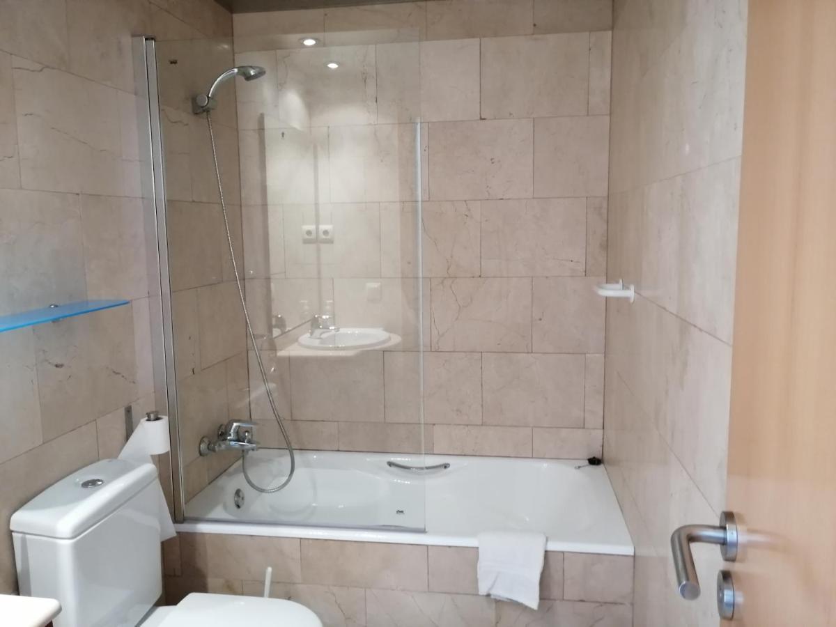 Apartament Vistamar Llança Екстериор снимка